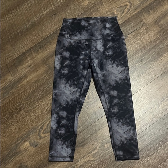 Grey tie dye leggings 23” inseam - Picture 1 of 2